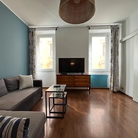 Mary Apartman Róma